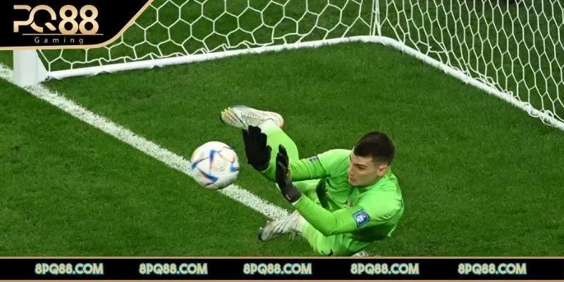 cac-vi-tri-trong-bong-da-thu-mon-goalkeeper
